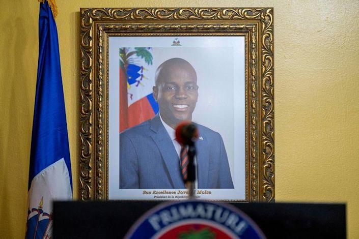 Jamaica detiene a exsenador que es sospechoso clave en asesinato de presidente haitiano