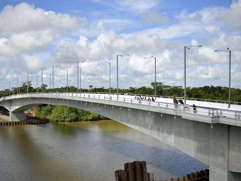 En beneficio de más de 43 mil nicaragüenses, finaliza la construcción del puente Wawa en la Costa Caribe Norte con el respaldo del BCIE